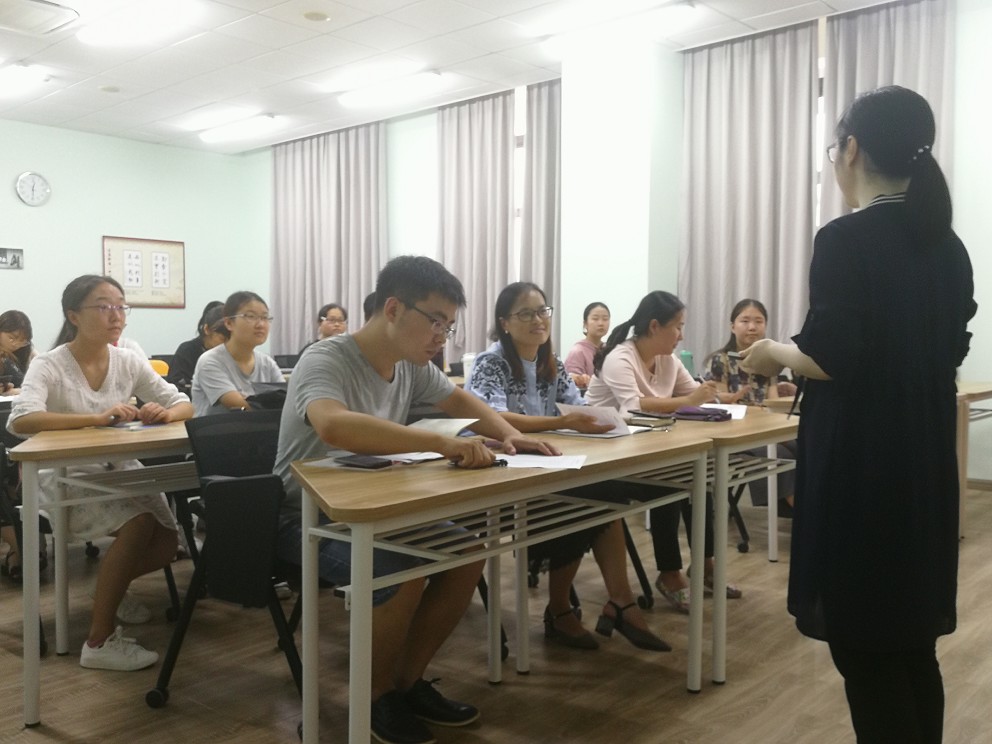 学优秀党员事迹，为进博立足岗位――RB88热博员工党支部主题党日活动