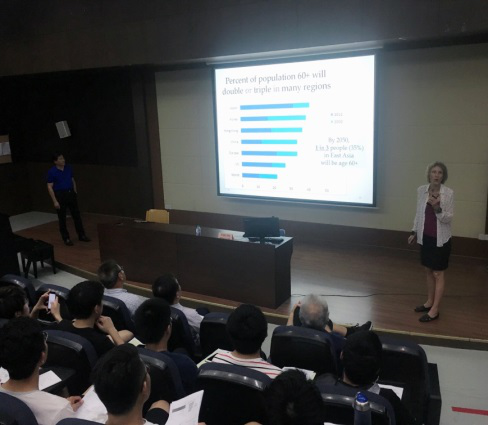美国夏威夷大学公共卫生公司来公司RB88热博访问
